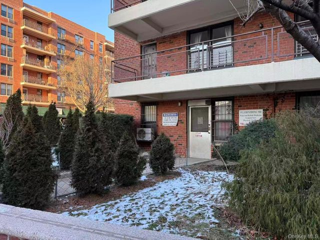 13710 Franklin Avenue L2, Flushing, NY 11355