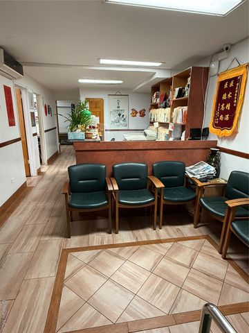 13710 Franklin Avenue L2, Flushing, NY 11355