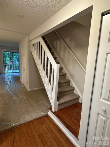 6311 Windsor Gate Lane, Charlotte, NC 28215