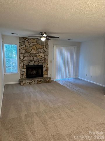 6311 Windsor Gate Lane, Charlotte, NC 28215