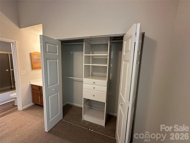 6311 Windsor Gate Lane, Charlotte, NC 28215