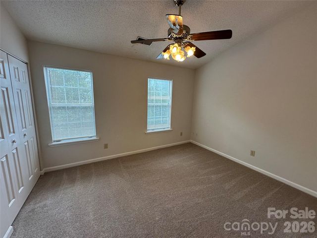 6311 Windsor Gate Lane, Charlotte, NC 28215