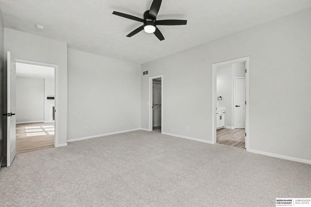 2311 Glacier Drive, Papillion, NE 68046