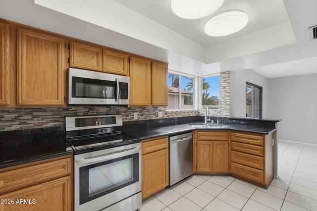 25826 S GREENCASTLE Drive, Sun Lakes, AZ 85248