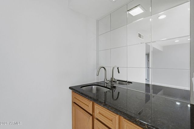 25826 S GREENCASTLE Drive, Sun Lakes, AZ 85248