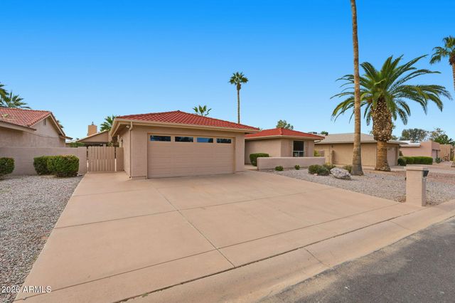 25826 S GREENCASTLE Drive, Sun Lakes, AZ 85248