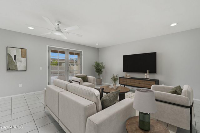 25826 S GREENCASTLE Drive, Sun Lakes, AZ 85248