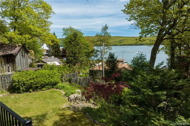 44 Lake Shore Road, Greenwood Lake, NY 10925