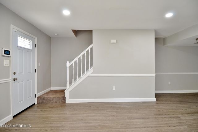 8 Colonial Court, Jackson, NJ 08527