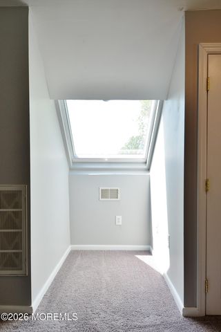 8 Colonial Court, Jackson, NJ 08527