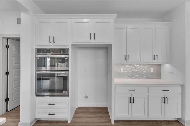 14033 S Landon Street, Olathe, KS 66061
