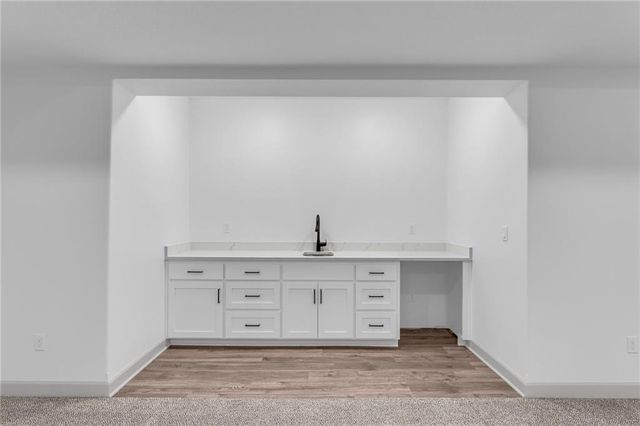 14033 S Landon Street, Olathe, KS 66061