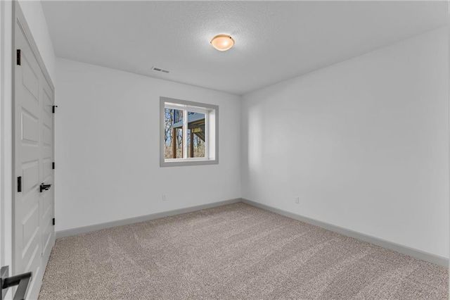 14033 S Landon Street, Olathe, KS 66061