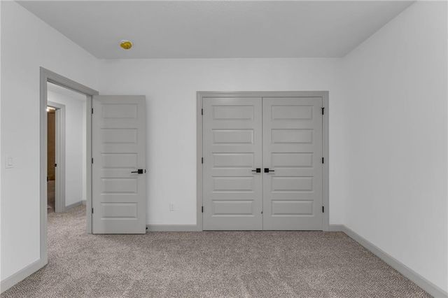 14033 S Landon Street, Olathe, KS 66061