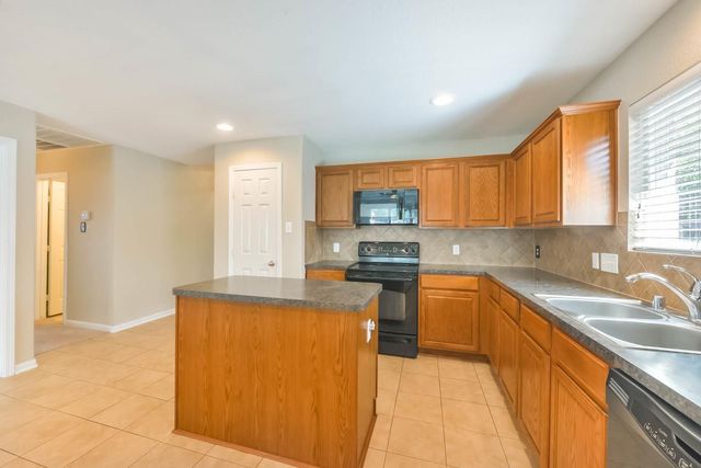 21115 Amber Crossing Drive, Richmond, TX 77406