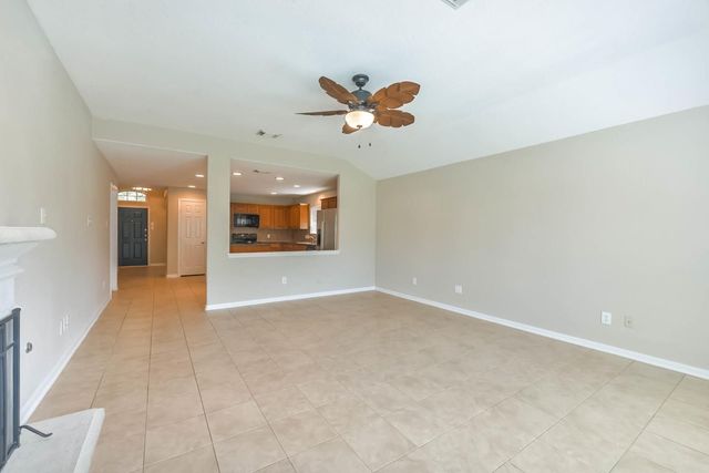 21115 Amber Crossing Drive, Richmond, TX 77406