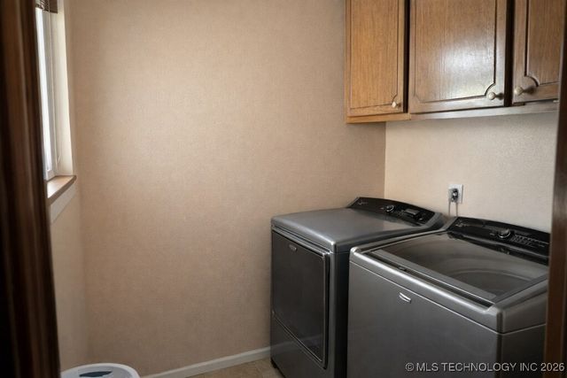 2911 E Augusta Avenue, Muskogee, OK 74403