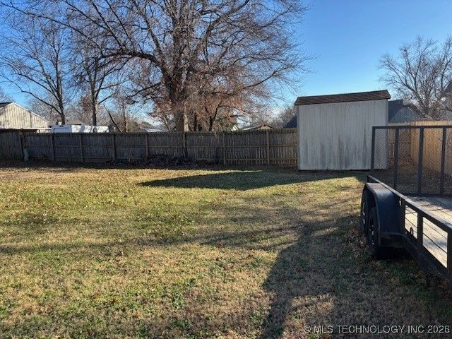 2911 E Augusta Avenue, Muskogee, OK 74403