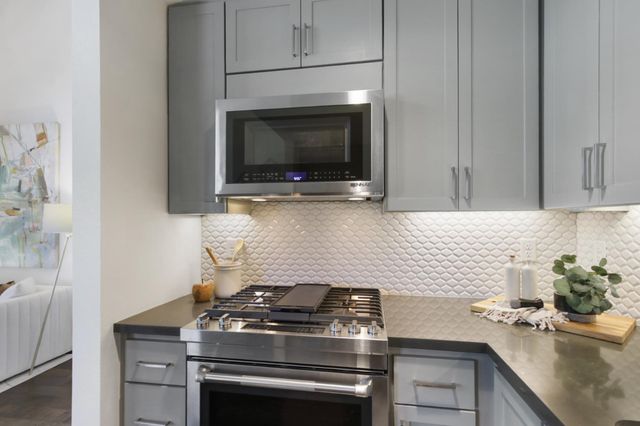 2746 5th St, Davis, CA 95618