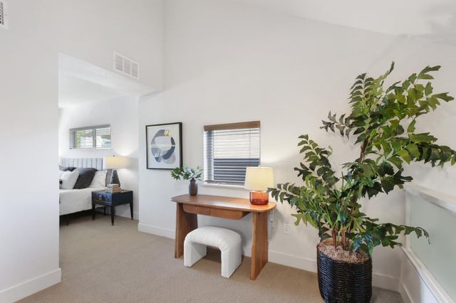 2746 5th St, Davis, CA 95618