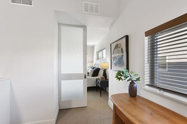 2746 5th St, Davis, CA 95618