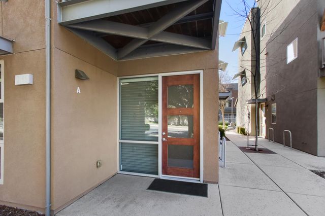 2746 5th St, Davis, CA 95618