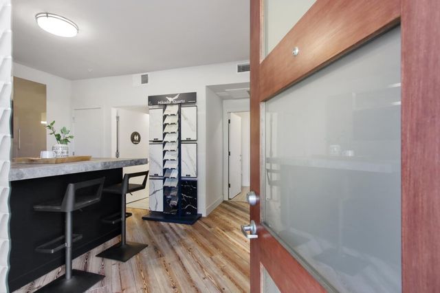 2746 5th St, Davis, CA 95618