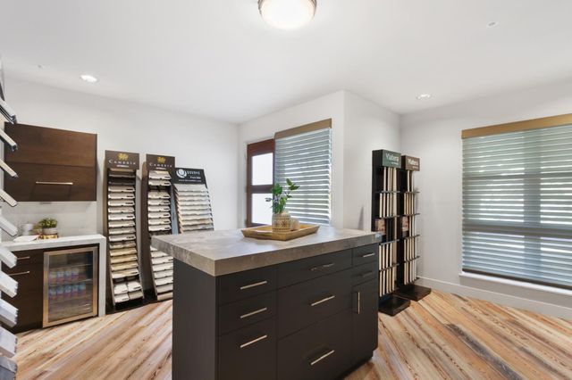 2746 5th St, Davis, CA 95618