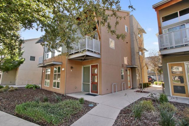 2746 5th St, Davis, CA 95618