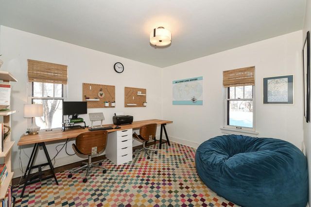 424 W Luebbe LANE, Glendale, WI 53217