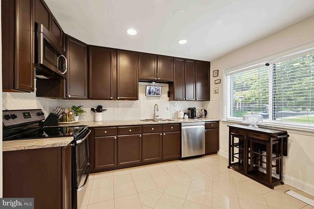 7844 MARCONI CT, Springfield, VA 22153