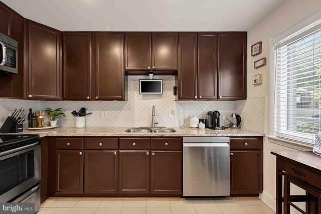 7844 MARCONI CT, Springfield, VA 22153