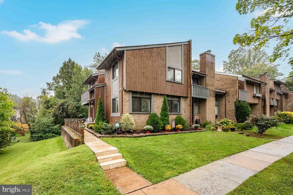 7844 MARCONI CT, Springfield, VA 22153