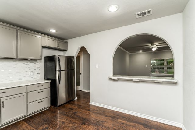 11517 Fernald Avenue, Dallas, TX 75218