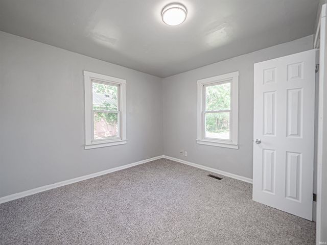 305 Brown Street, Mount Vernon, IN 47620