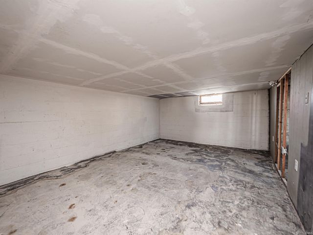 305 Brown Street, Mount Vernon, IN 47620