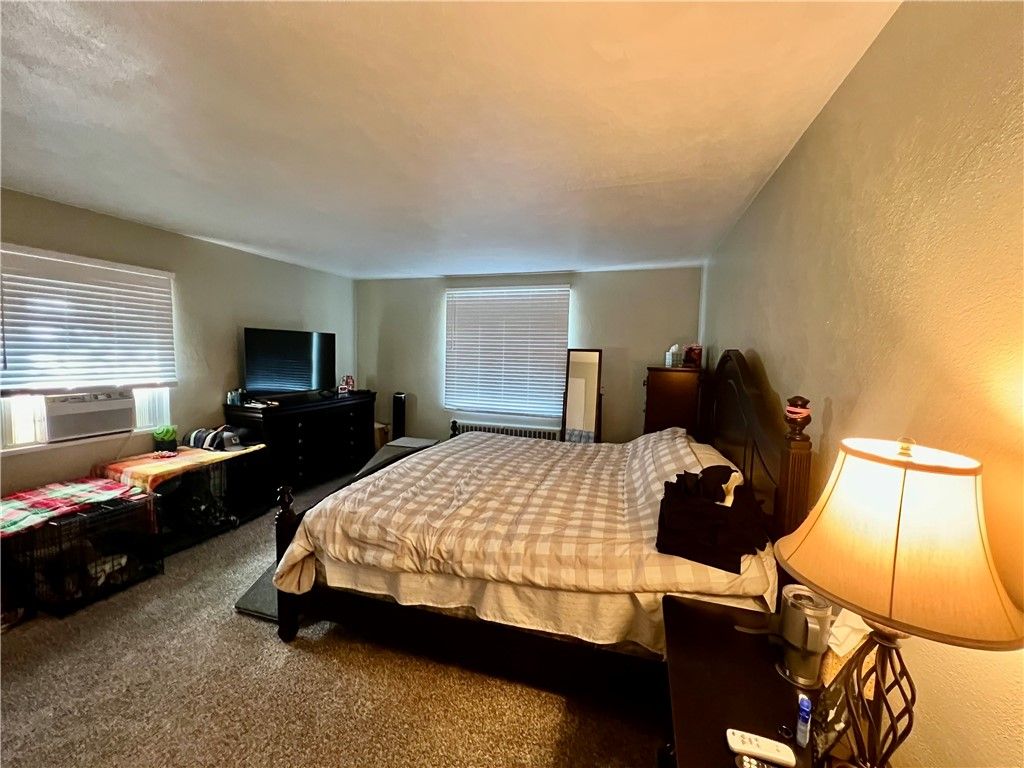 Image 13 of property listing at 129 Upland Dr, Neshannock Twp, PA 16105