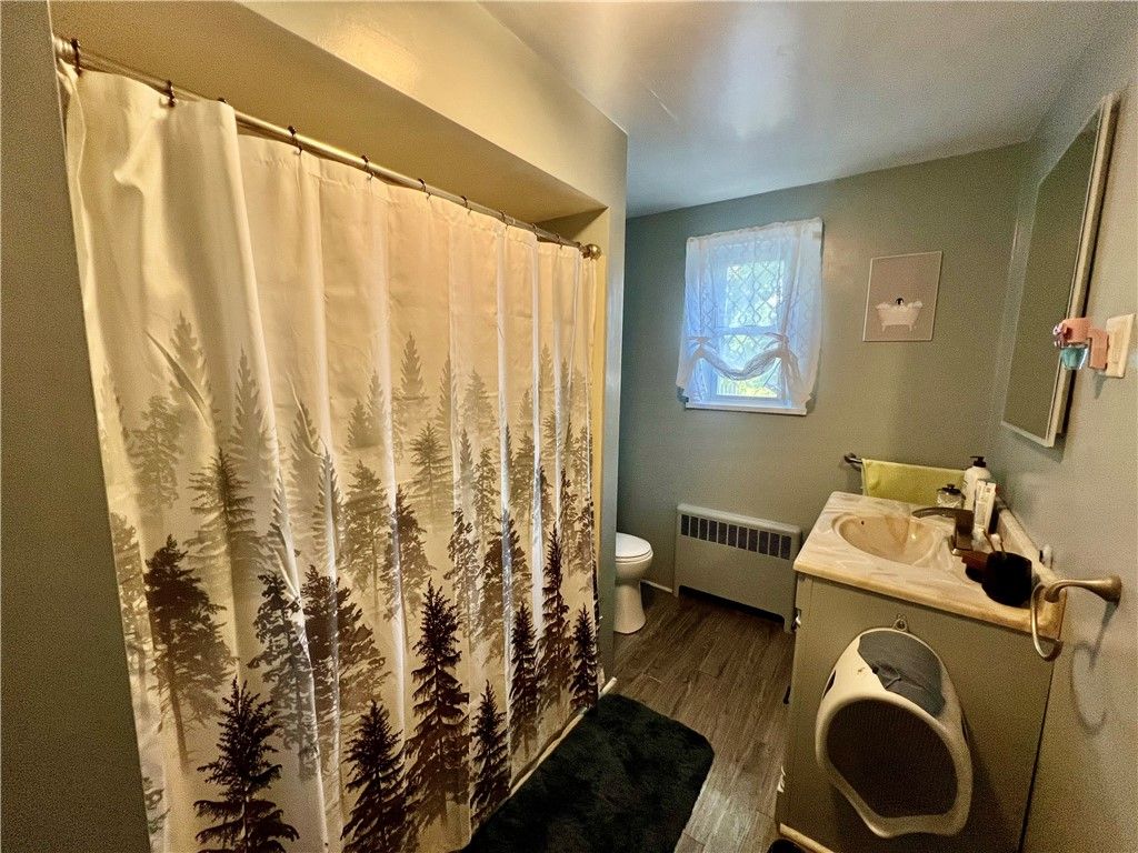Image 15 of property listing at 129 Upland Dr, Neshannock Twp, PA 16105