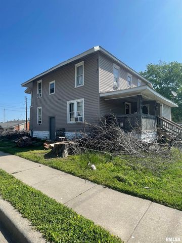 300 E COLLEGE Street, Carbondale, IL 62901