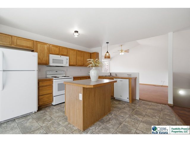 3005 Swan Point Ct, Evans, CO 80620