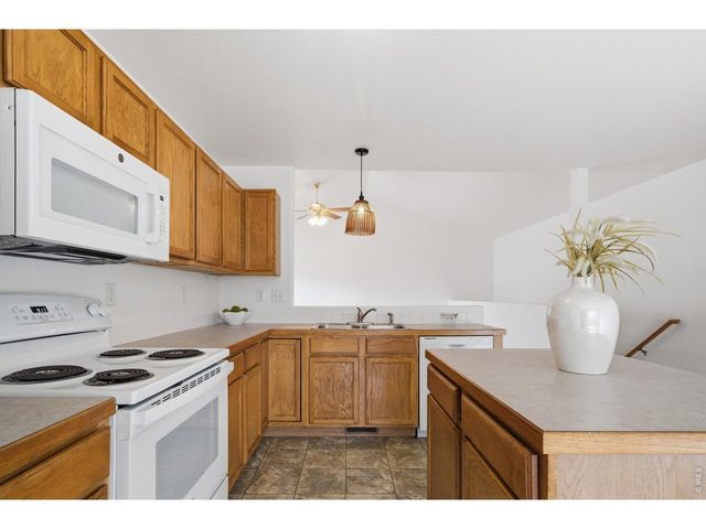 3005 Swan Point Ct, Evans, CO 80620