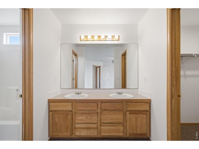 3005 Swan Point Ct, Evans, CO 80620