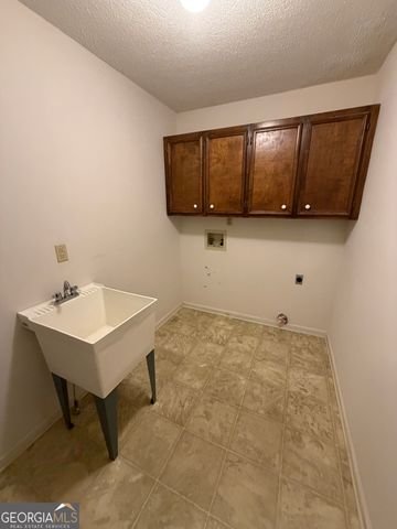 683 Chestnut Drive, Thomson, GA 30824