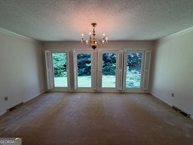 683 Chestnut Drive, Thomson, GA 30824