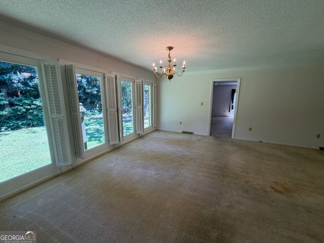683 Chestnut Drive, Thomson, GA 30824