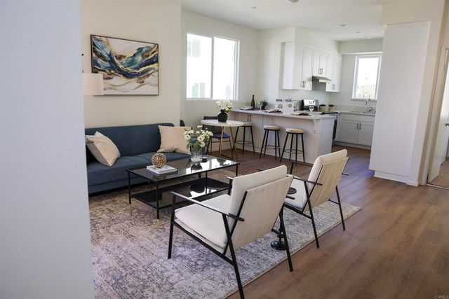 5282 Naranja Street 11, San Diego, CA 92114