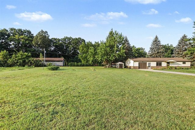 5385 Saint Joseph Avenue, Stevensville, MI 49127