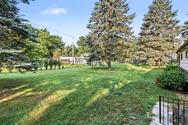 5385 Saint Joseph Avenue, Stevensville, MI 49127