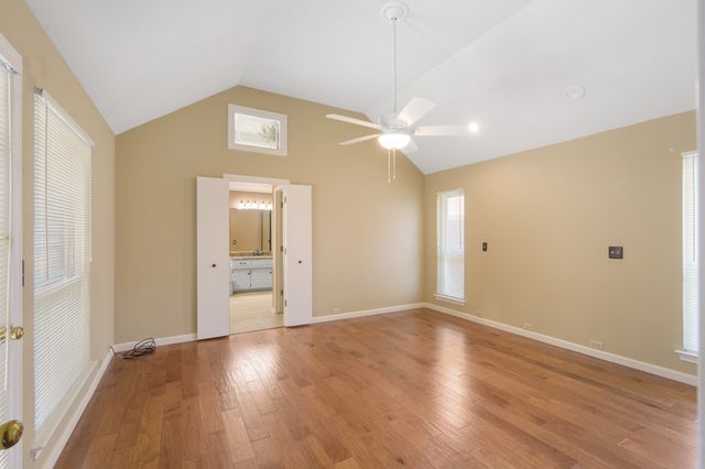 2509 Fox Glenn Circle, Bedford, TX 76021