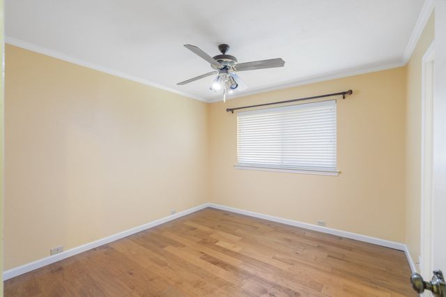 2509 Fox Glenn Circle, Bedford, TX 76021